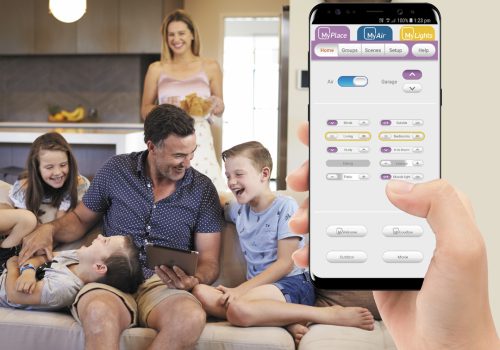 iEnergi - ADA-MyAir-Family-with-Hand-Android-Ph